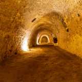 Visitiamo infine l�ultima galleria, la pi� lunga, estesa per quasi 80 metri